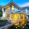 Cho thuê village gồm 4 căn hộ tách biệt ngay trước biển 