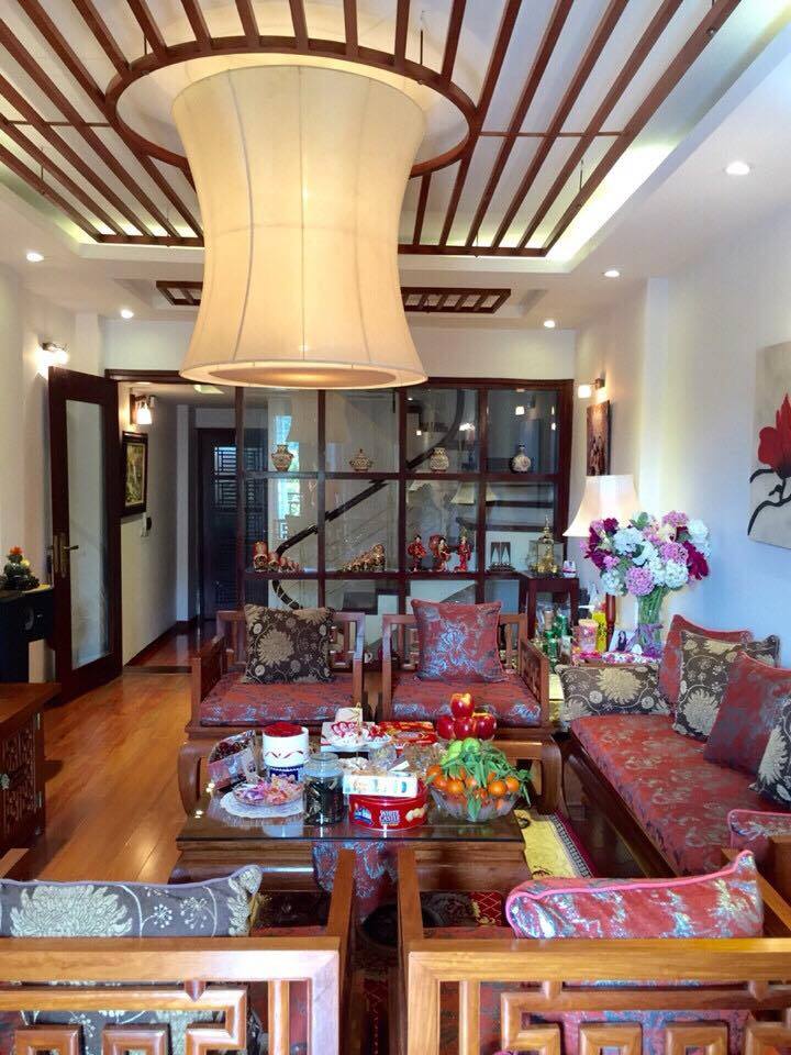 Bán nhà đẹp phố Thái Thịnh, Đống Đa 42m2x4xMT 5m, giá chỉ 2.85 tỷ, ở ngay